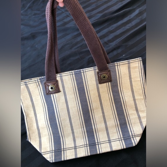 GAP Striped Tote - Picture 11 of 11